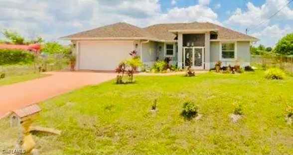 Single-family house For Sale in 2801, 23rd Street Southwest, Lehigh Acres, Florida