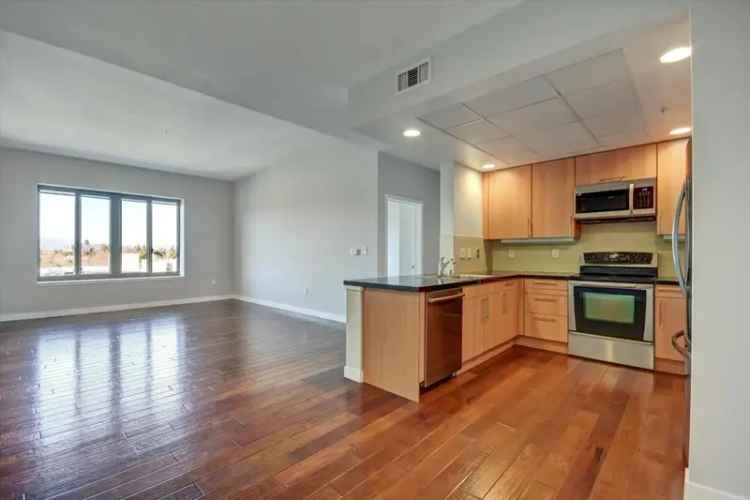 Condo For Sale in 88, Bush Street, San Jose, California