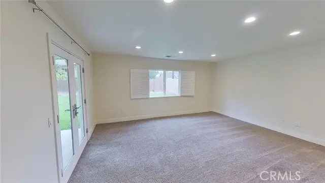 Single-family house For Sale in 656, North la Nae Circle, Orange, California