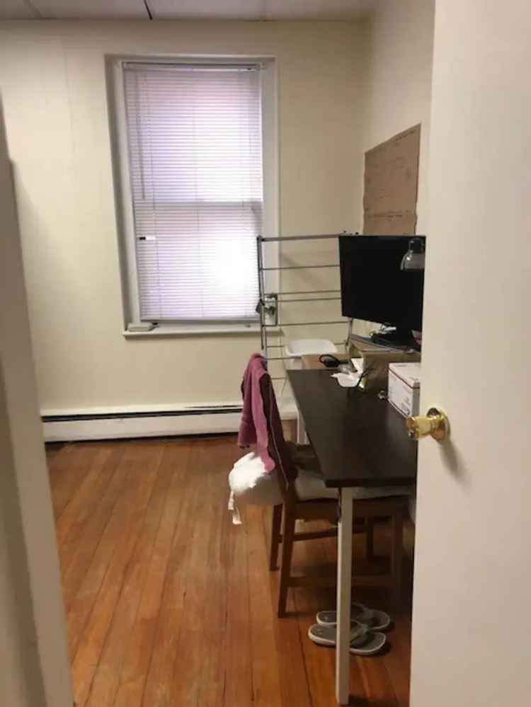 Apartment Unit for Rent