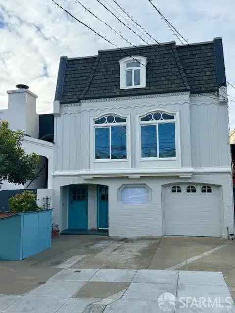 Single-family house For Sale in 2443, 47th Avenue, San Francisco, California