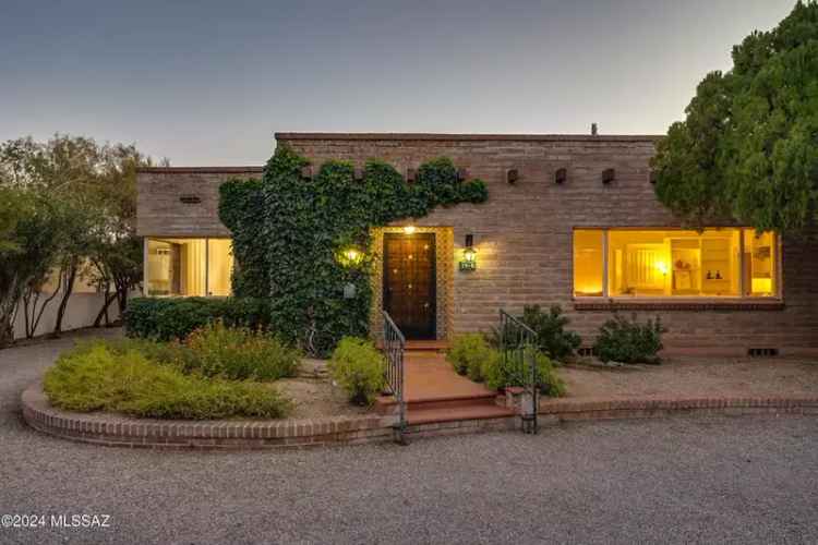 Single-family house For Sale in 1940, East Elm Street, Tucson, Arizona