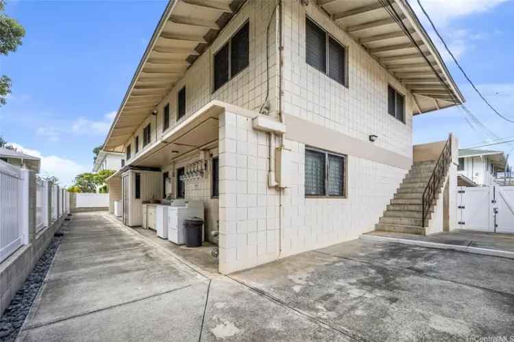 Multi-family house For Sale in Honolulu, Hawaii