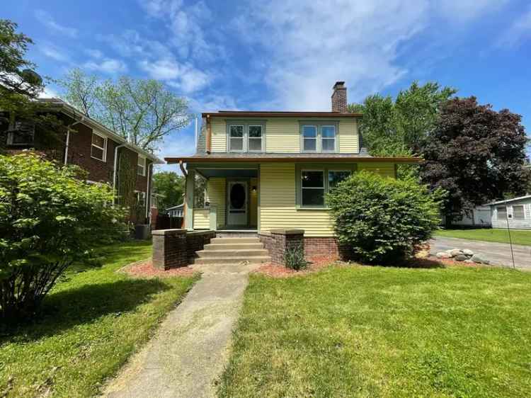 Single-family house For Sale in Champaign, Illinois