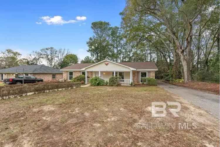 Single-family house For Sale in 554, Stuart Street, Daphne, Alabama