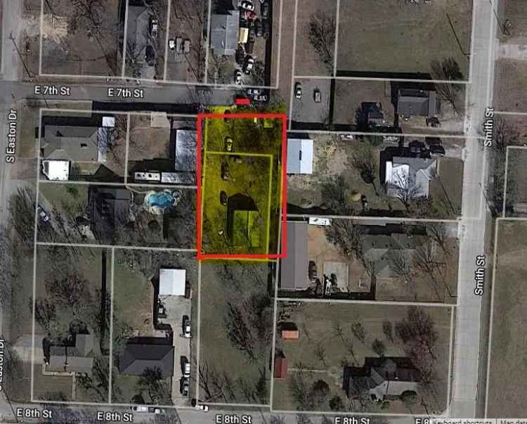 Land For Sale in 400, East 7th Street, Taylor, Texas