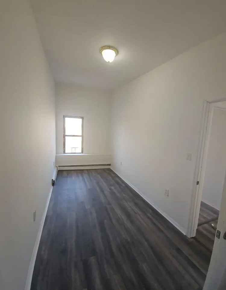 2-Bedroom Apartment in Bedford Stuyvesant with New Renovations