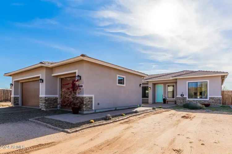 Single-family house For Sale in Cave Creek, Arizona