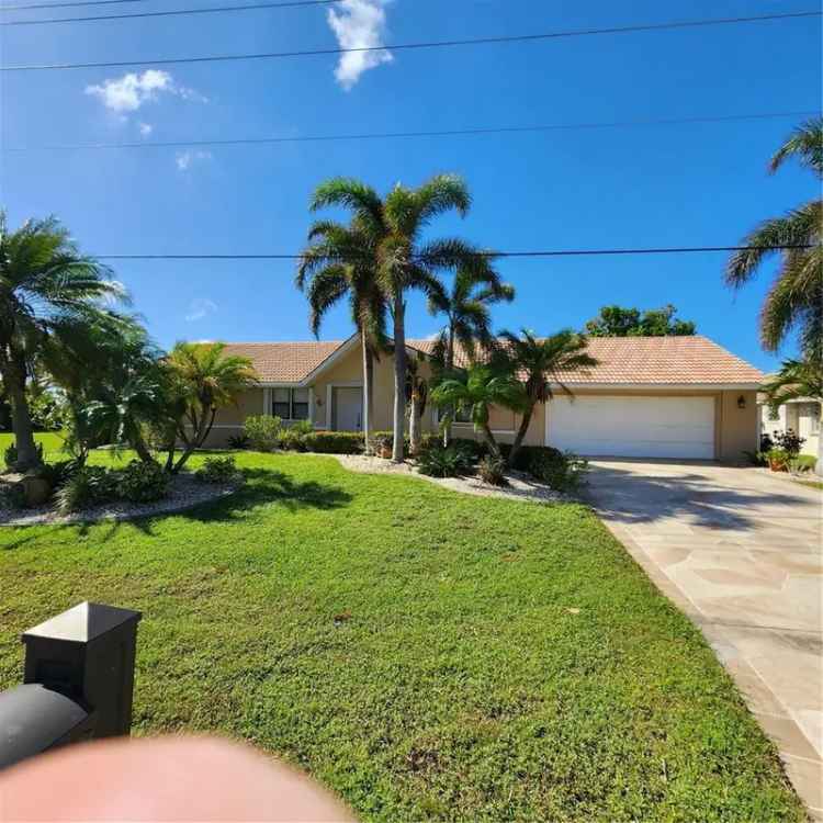 Single-family house For Sale in 3767, Tripoli Boulevard, Punta Gorda, Florida