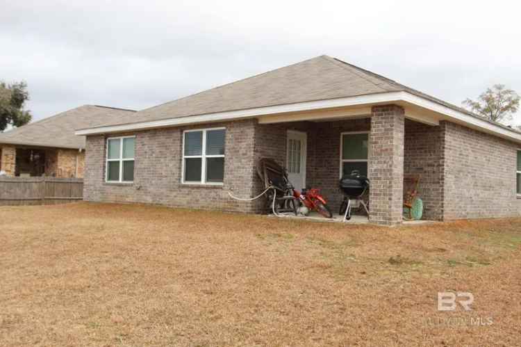 Single-family house For Sale in 1502, Majesty Loop, Foley, Alabama