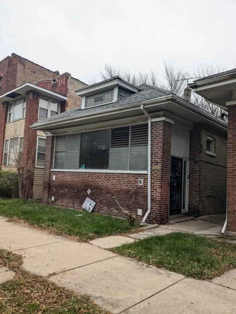 Single-family house For Sale in 6809, South Indiana Avenue, Chicago, Illinois