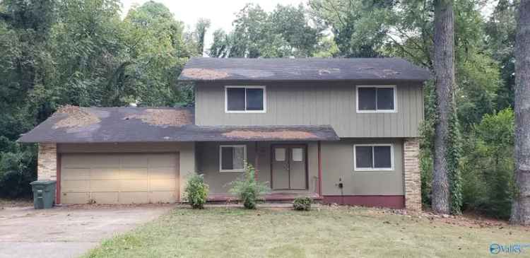 Single-family house For Sale in Huntsville, Alabama