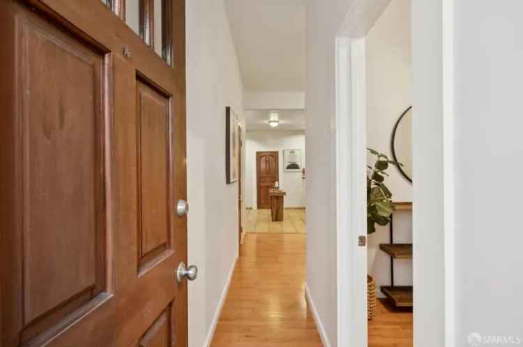 Condo For Sale in 1122, Elm Street, San Francisco, California