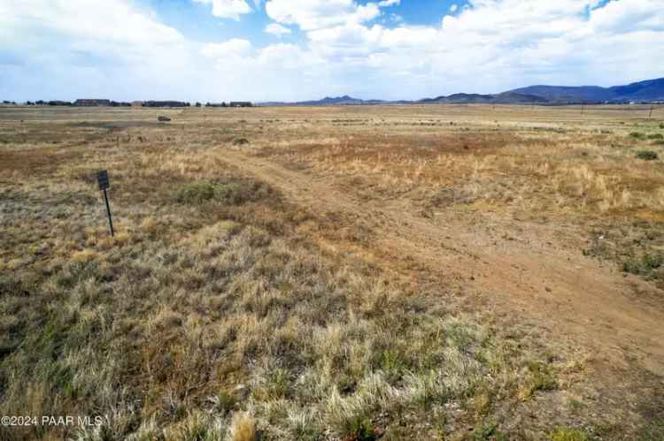 Land For Sale in 8800, East Laredo Drive, Prescott Valley, Arizona