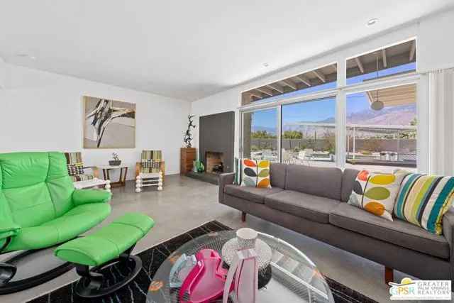 Single-family house For Sale in 1565, Via Roberto Miguel, Palm Springs, California