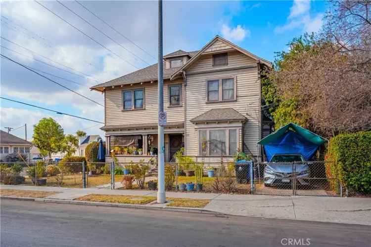 Multi-family house For Sale in 2303, Hancock Street, Los Angeles, California