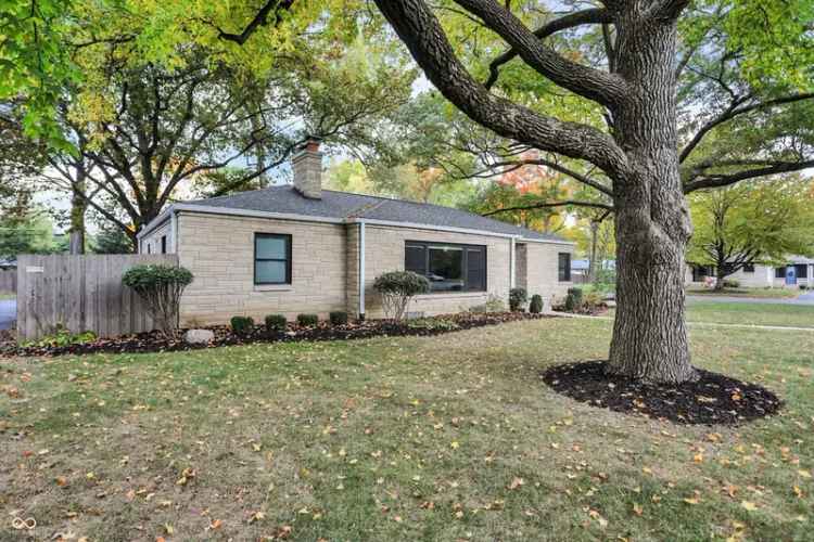 Single-family house For Sale in 1174, Ivy Lane, Indianapolis, Indiana