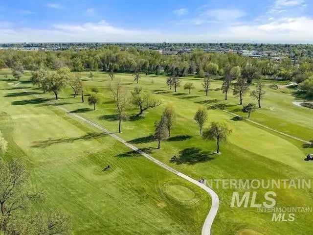 Condo For Sale in 6881, West State Street, Garden City, Idaho