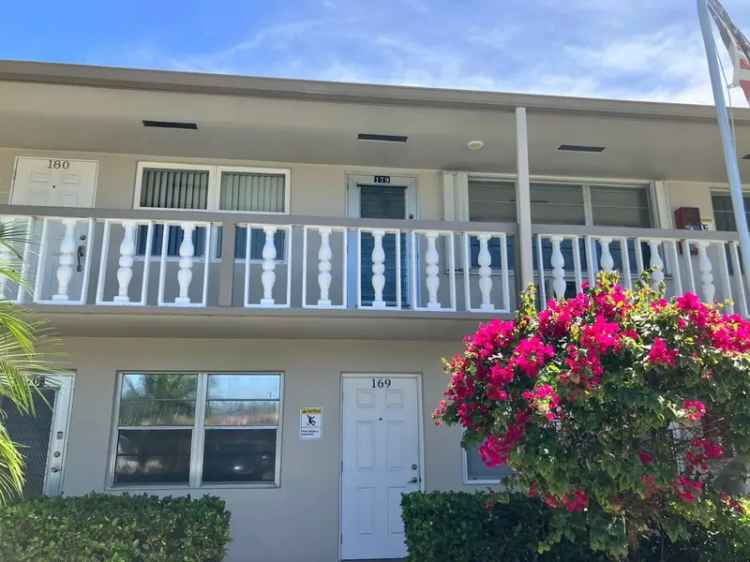 Condo For Sale in Florida