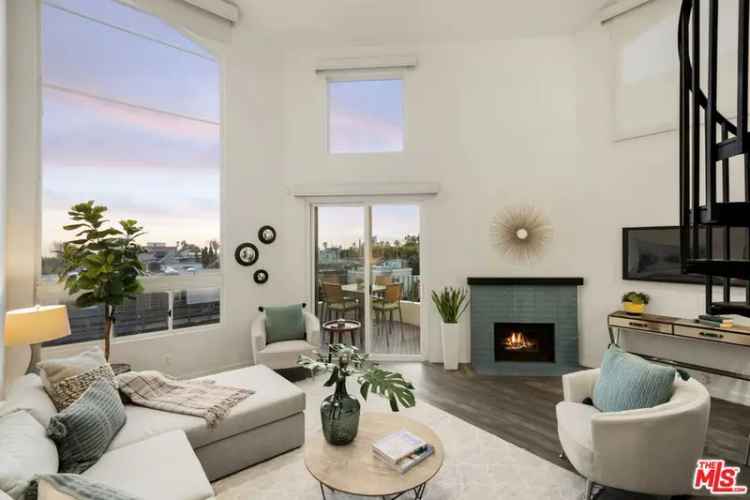 Condo For Sale in 245, Main Street, Los Angeles, California