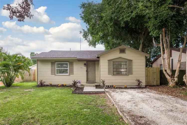 Single-family house For Sale in 5344, 39th Avenue North, Saint Petersburg, Florida