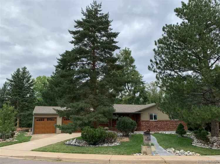 Single-family house For Sale in 1355, Claremont Drive, Boulder, Colorado