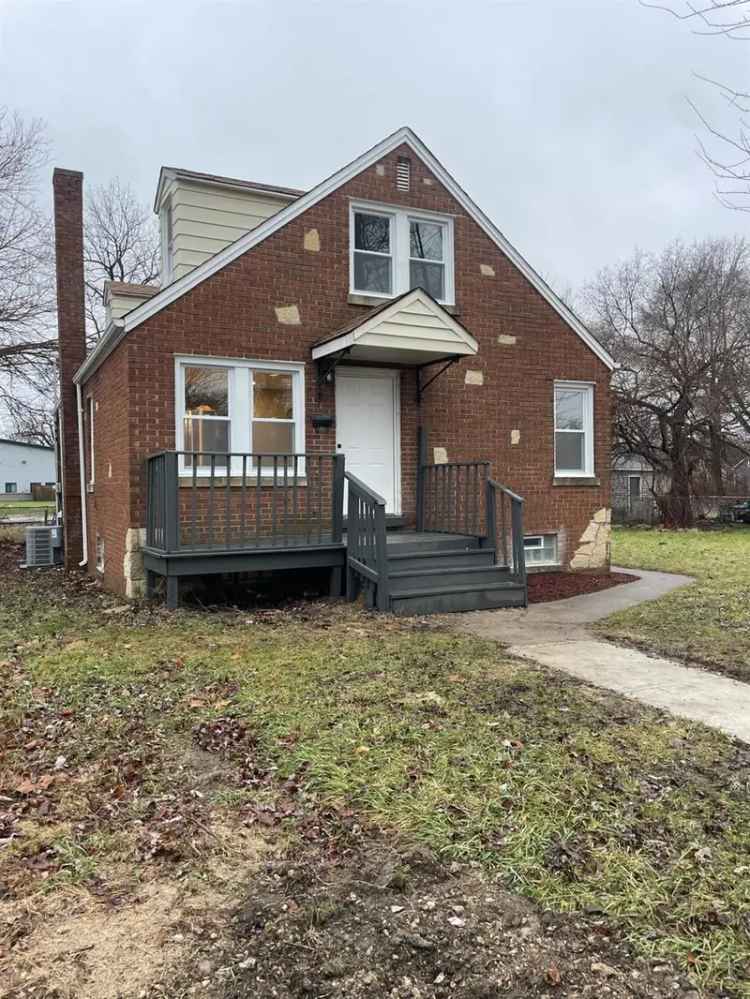 Single-family house For Sale in 313, East 49th Avenue, Gary, Indiana