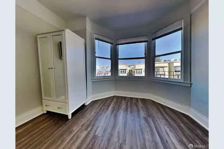 Multi-family house For Sale in 1499, California Street, San Francisco, California