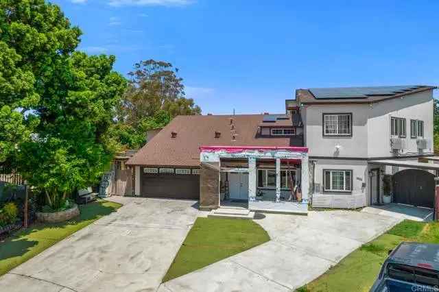 Single-family house For Sale in 1965, Bandolier Lane, San Diego, California