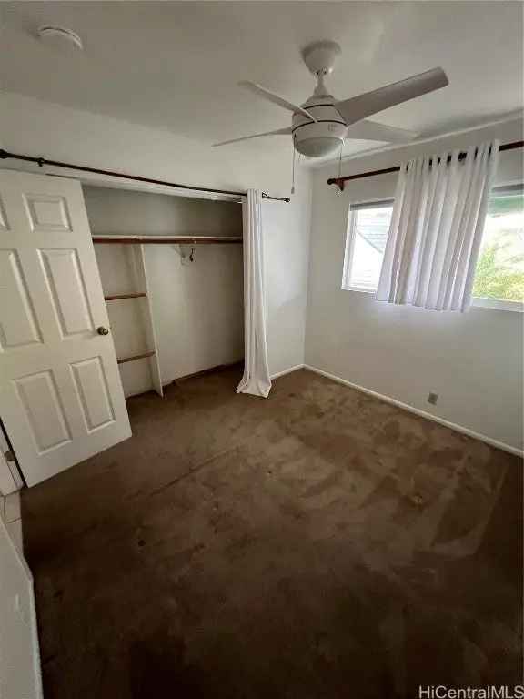 Single-family house For Sale in Hauula, Hawaii