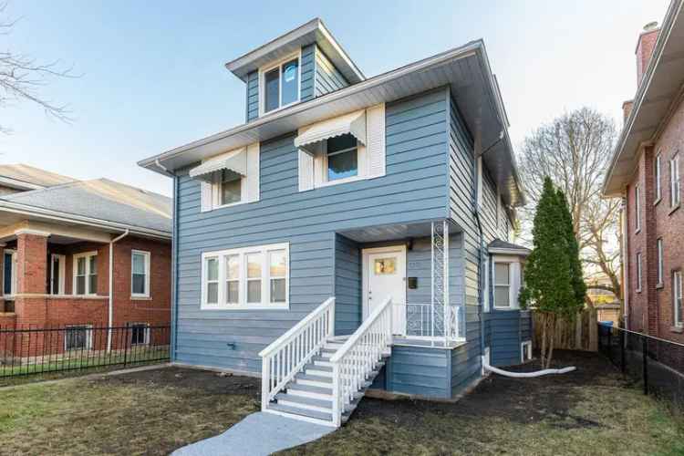 Single-family house For Sale in 7721, South Morgan Street, Chicago, Illinois