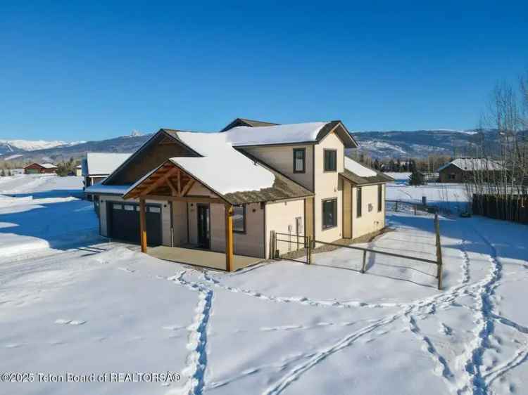 Single-family house For Sale in 745, Palisade Trail, Driggs, Idaho