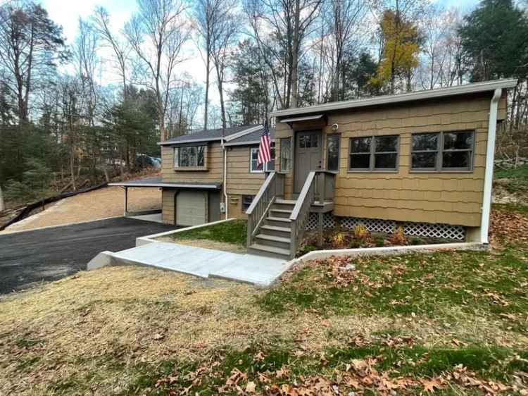 Single-family house For Sale in 17, Haviland Road, New Milford, Connecticut