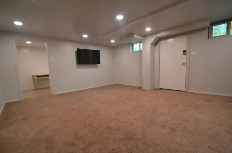 2 Bedroom Basement Apartment Near BYU - All Utilities Included