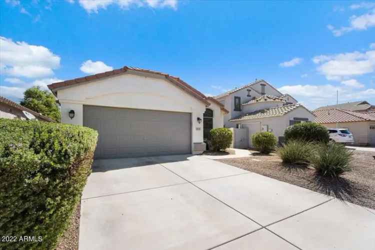 Single-family house For Sale in 38169, North Rusty Lane, San Tan Valley, Arizona