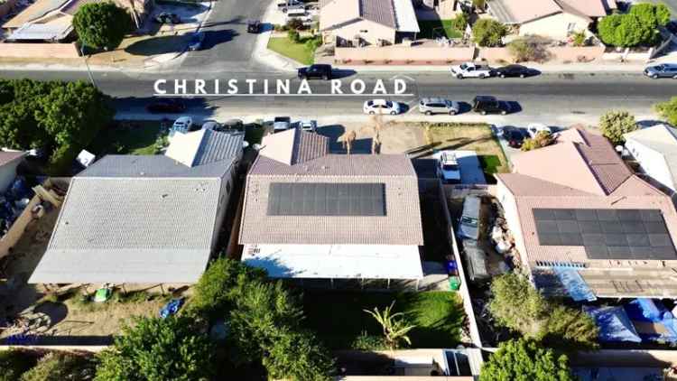 Single-family house For Sale in 84503, Christina Road, Coachella, California