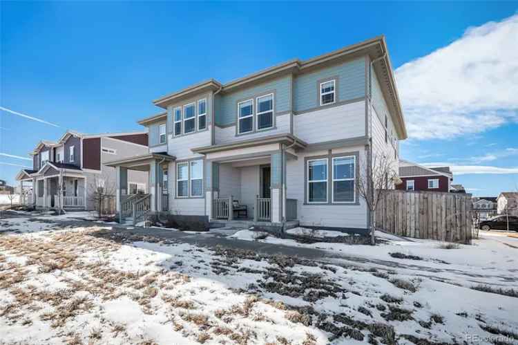 Single-family house For Sale in Parker, Colorado