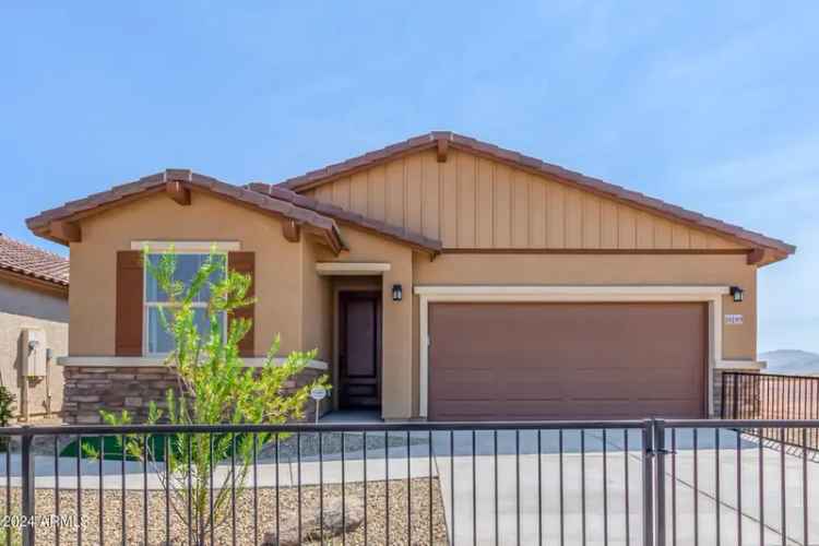 Single-family house For Sale in Surprise, Arizona