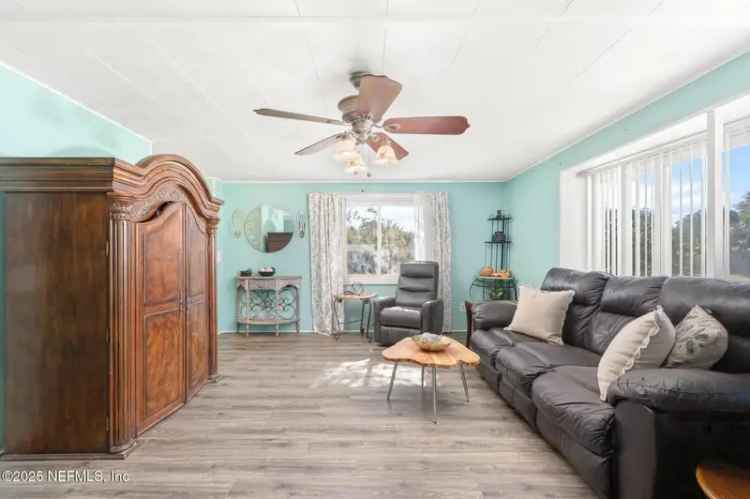 Single-family house For Sale in 106, Deltona Boulevard, Saint Augustine Shores, Florida