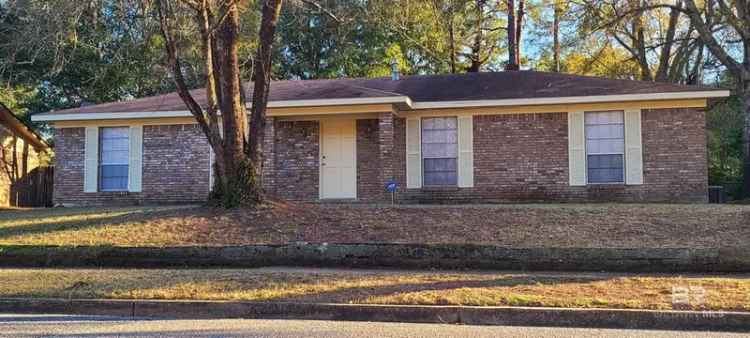 Single-family house For Sale in 5305, Wilhelm Drive, Mobile, Alabama