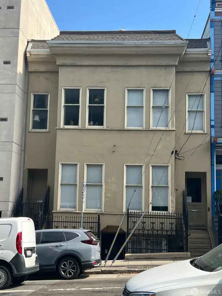 Multi-family house For Sale in San Francisco, California