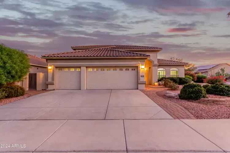 Single-family house For Sale in 16513, West Windsor Avenue, Goodyear, Arizona