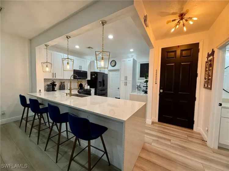 House For Sale in 3340, Dandolo Circle, Cape Coral, Florida