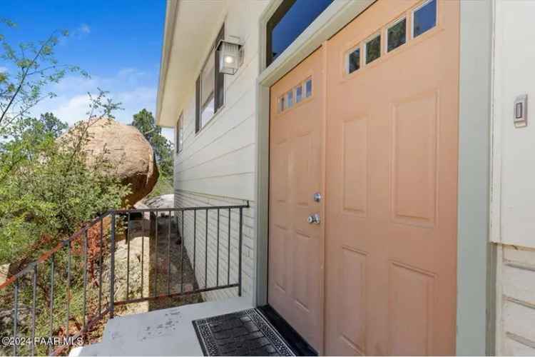 Single-family house For Sale in Prescott, Arizona