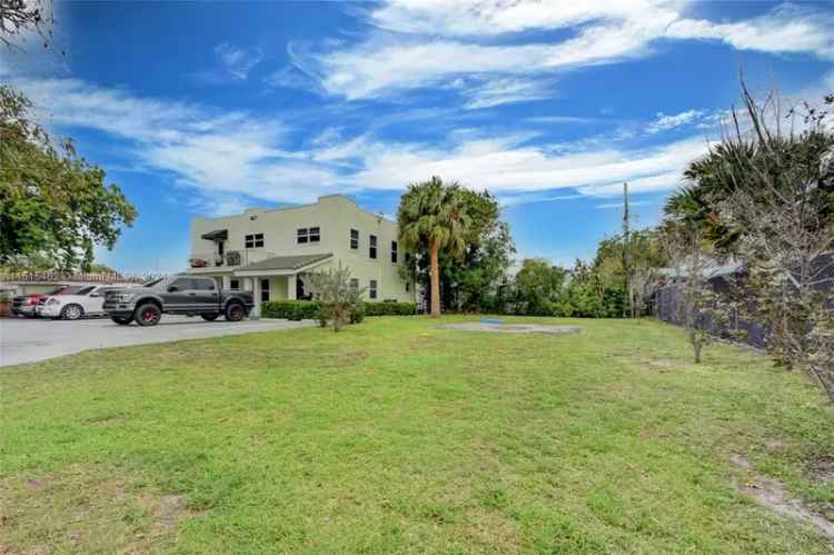 Multi-family house For Sale in 627, Bunker Road, West Palm Beach, Florida