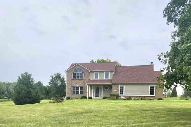 Single-family house For Sale in 6601, North Clear Creek Road, Indiana