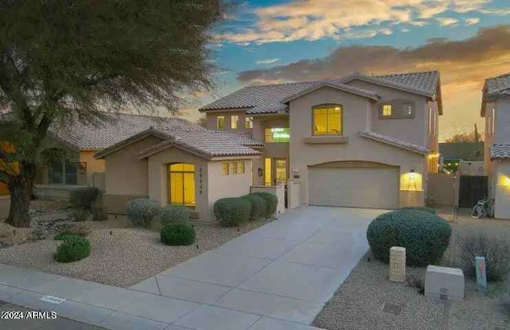 Single-family house For Sale in Cave Creek, Arizona