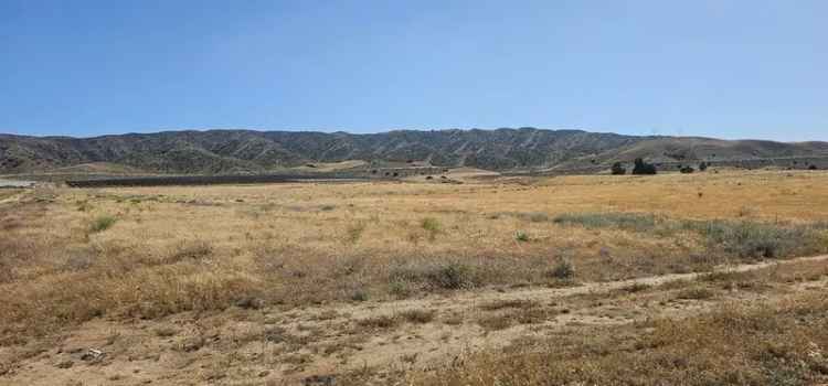 Land For Sale in Lancaster, California