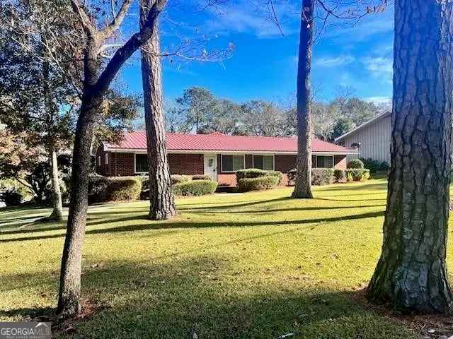 Single-family house For Sale in 318, North Main Street, Statesboro, Georgia