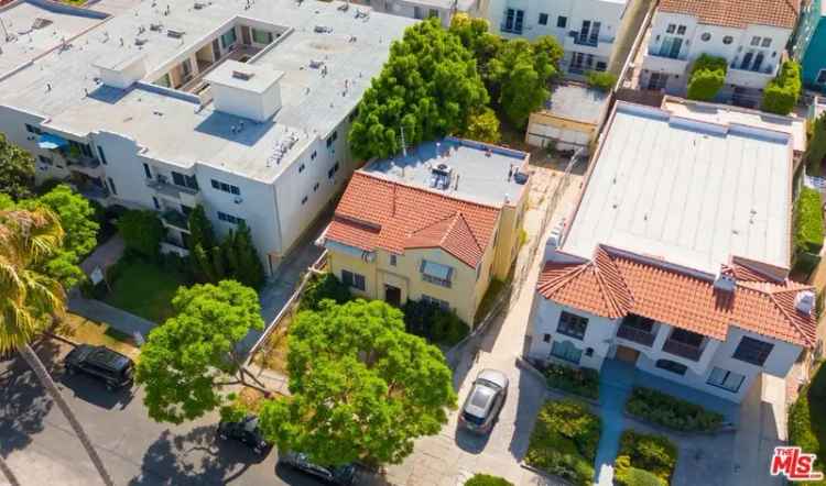 Multi-family house For Sale in 745, North Croft Avenue, Los Angeles, California